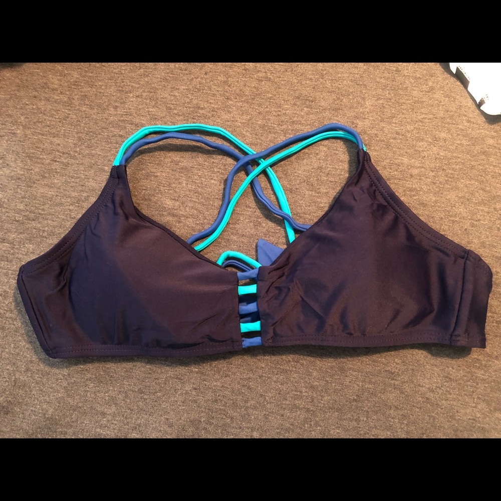 NWOT NAVY BIKINI TOP